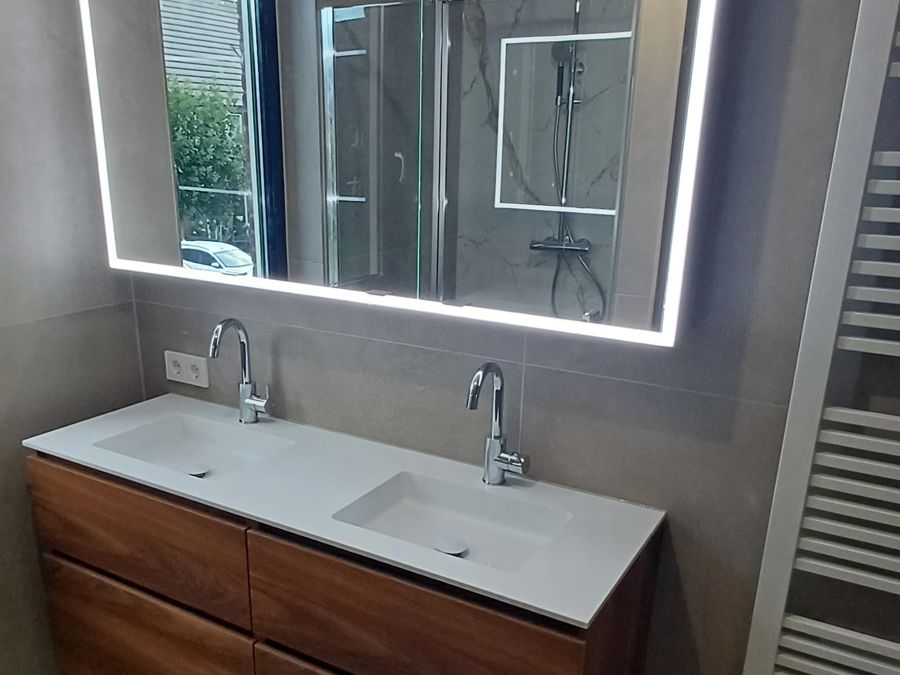 Woning en aanleg badkamer